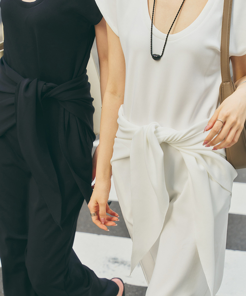Noble(ノーブル)の「《・WEB&虎ノ門限定》【RITA×SELLICHI】スカーフ付きワンピース(ワンピース・レディース・ブラック/ホワイト・FREE)」の18枚目の写真