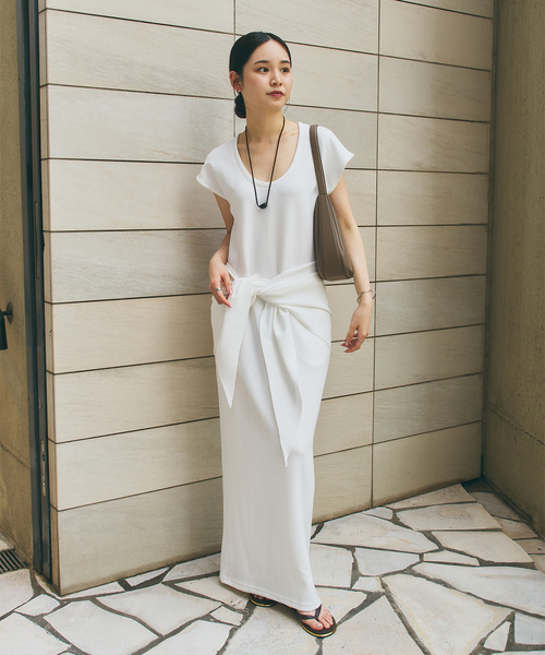Noble(ノーブル)の「《・WEB&虎ノ門限定》【RITA×SELLICHI】スカーフ付きワンピース(ワンピース・レディース・ブラック/ホワイト・FREE)」の21枚目の写真