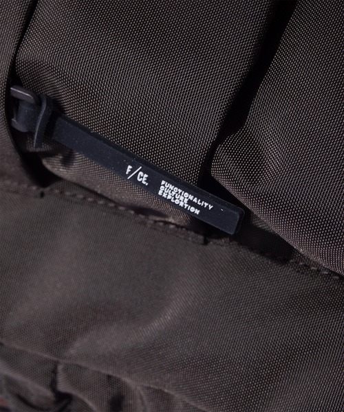 F/CE. (エフシーイー)の「F/CE. 420 re/cor TECHNICAL DAY PACK 2.0 / エフシーイー 420 レコー テクニカル デイパック 2.0(バックパック/リュック・メンズ・ブラウン/ブラック・FREE)」の9枚目の写真