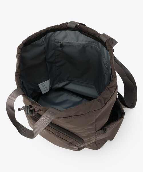 Columbia(コロンビア)の「撥水 Columbia/ バイサイド 2ウェイバッグ 16L /コロンビア(バックパック/リュック・レディース・ブラウン/グリーン/ブラック・ONE SIZE)」の17枚目の写真
