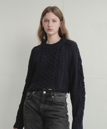 Damage Round Twisted Crop Knit (Navy)