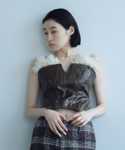 EDIT. FOR LULU(エディットフォールル)の「【YUHAN WANG/ユハン ワン】 faux fur eco leather corset(ベスト・レディース・ブラウン・FREE)」の1枚目の写真