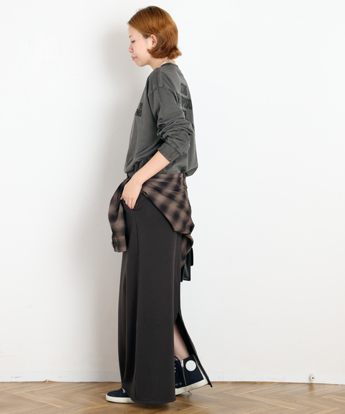 AP STUDIO(エーピーストゥディオ)の「Wool mix sweat Skirt(スカート・レディース・ベージュ/スミクロ・38/36)」の3枚目の写真