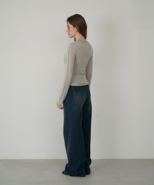 DEHEVE（デヘヴェ）の「Soft Layer Slim Long Sleeve [Beige]（Tシャツ/カットソー・レディース・Beige・OS）」の5枚目の写真