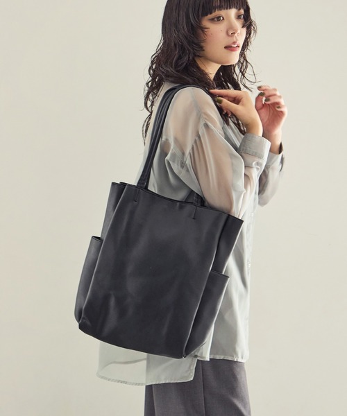 Fashion Letter(ファッションレター)の「フェイクレザー ビッグトートバッグ(トートバッグ・レディース・チャコールグレー/アイボリー/ブロンズ/ベージュ/ブラック・FREE)」の21枚目の写真