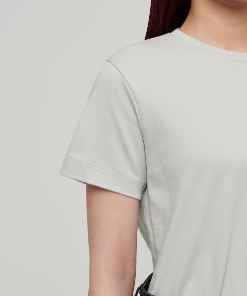 MUSINSA STANDARD WOMAN（ムシンサスタンダードウーマン）の「ウィメンズベーシッククルーネックTシャツ[ライトグレー]（Tシャツ/カットソー・レディース・その他・LARGE/X-SMALL）」の5枚目の写真
