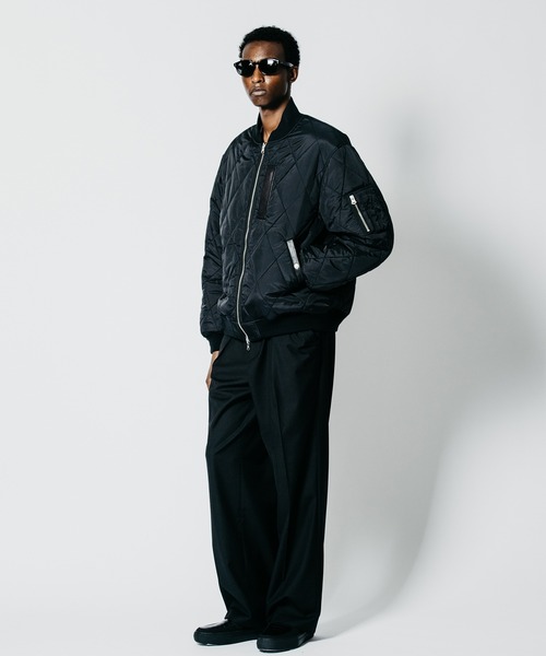 CRIMIE(クライミー)の「REVERSIBLE DIAMOND-QUILTED MA1 BOMBER JACKET(MA-1・メンズ・ブラック/カーキ・XL/L/M/S/XXL)」の10枚目の写真