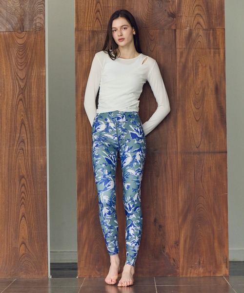 Julier Yoga and Relax(ジュリエヨガアンドリラックス)の「Julier ストレッチベア天竺カシュクールトップス(Tシャツ/カットソー・レディース・ピンク系その他/ホワイト/ブラック・FREE)」の8枚目の写真