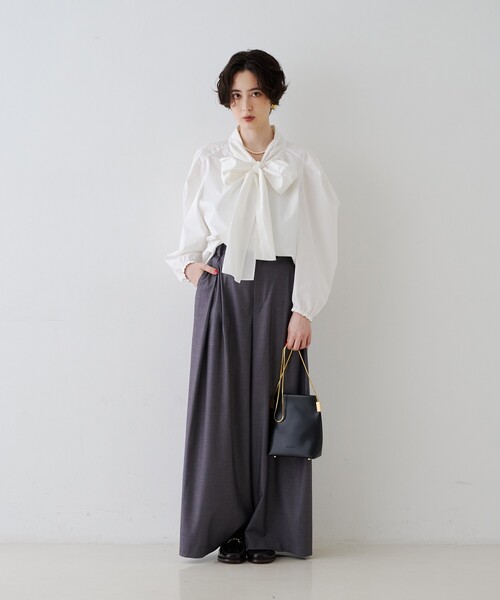 Rouge vif（ルージュヴィフ）の「タックワイドストレートパンツ（その他パンツ・レディース・ベージュ/グレー・36/38）」の10枚目の写真