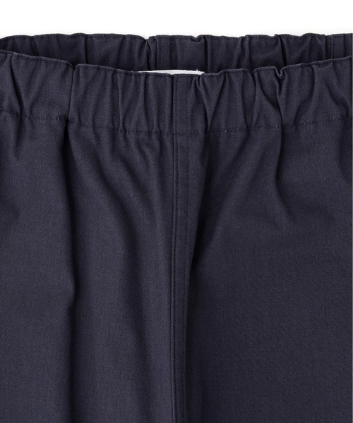 Y(ワイ)の「Y / ORGANIC COTTON / RECYCLE POLYESTER TWILL EASY TROUSERS(その他パンツ・メンズ・ホワイト/ネイビー・MEDIUM/LARGE)」の6枚目の写真