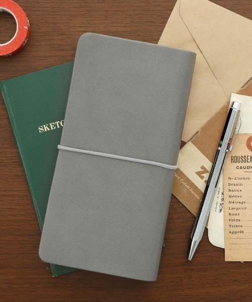 HIGHTIDE（ハイタイド）の「Pavot パヴォ レシートホルダー じゃばらケース 二つ折り（カードケース・レディース・ネイビー/パープル/ブラック/カーキ/グレー/ターコイズブルー/ブラウン/レッド/ピンク/ベージュ/ブルー/ライトグレー/ピンク系その他/グリーン/ラベンダー/イエロー/ダークベージュ・FREE）」の3枚目の写真