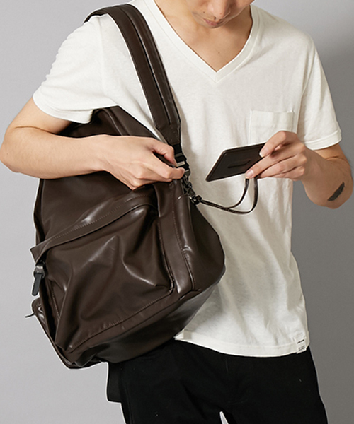 AMERICAN RAG CIE（アメリカンラグシー）の「ラップトップ フェイク  