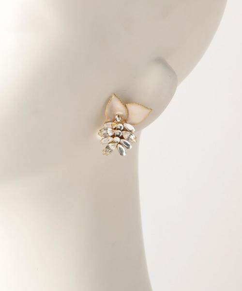 ADER（アデル）の「ADER.bijoux リラ イヤリング / アデル ビジュー（イヤリング・レディース・ホワイト・FREE）」の4枚目の写真