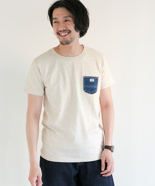 URBAN RESEARCH DOORS MENS(アーバンリサーチ ドアーズ メンズ)の「Lee×DOORS-natural- DENIM POCKET T-SHIRTS(Tシャツ/カットソー・メンズ・オートミール/ホワイト/ブラック/オリーブ・LARGE/MEDIUM)」の7枚目の写真