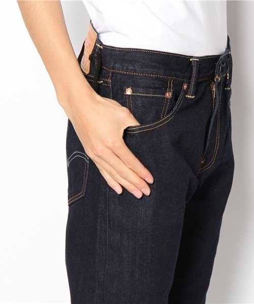 Levi's（リーバイス）の「502(TM) レギュラーストレートフィット リンス CLASSIC UPGRADE/14oz（デニムパンツ・メンズ・ワンウォッシュ・29inch/33inch/28inch/34inch/36inch/32inch/40inch/30inch/42inch/31inch/44inch/38inch）」の5枚目の写真