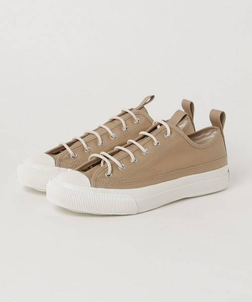 Champion Japan On Twitter アメリカンカレッジスタイルをイメージした Champion のローカットスニーカー をチェック 撥水性のある素材を使用しているから雨が降っても快適 ネイビーとベージュのシックな2色展開 恋人とペアルックにしても 詳しくはコチラ