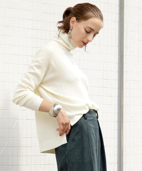 BEAUTY&YOUTH UNITED ARROWS（ビューティーアンドユースユナイテッドアローズ）の「BY∴ フルニードルタートルネックニット о（ニット/セーター・レディース・ブラック/オフホワイト/ライトグレー/パープル/ホワイト・FREE）」の3枚目の写真
