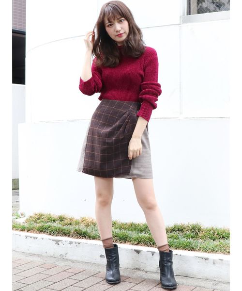 dazzlin(ダズリン)の「チェックラップミニスカート(スカート・レディース・ブラウン/グレー/マスタード・SMALL/MEDIUM)」の4枚目の写真