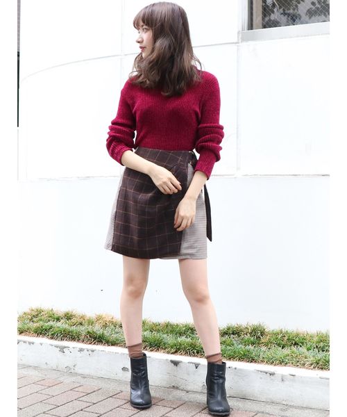 dazzlin(ダズリン)の「チェックラップミニスカート(スカート・レディース・ブラウン/グレー/マスタード・SMALL/MEDIUM)」の5枚目の写真