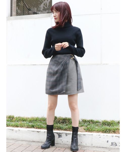 dazzlin(ダズリン)の「チェックラップミニスカート(スカート・レディース・ブラウン/グレー/マスタード・SMALL/MEDIUM)」の7枚目の写真