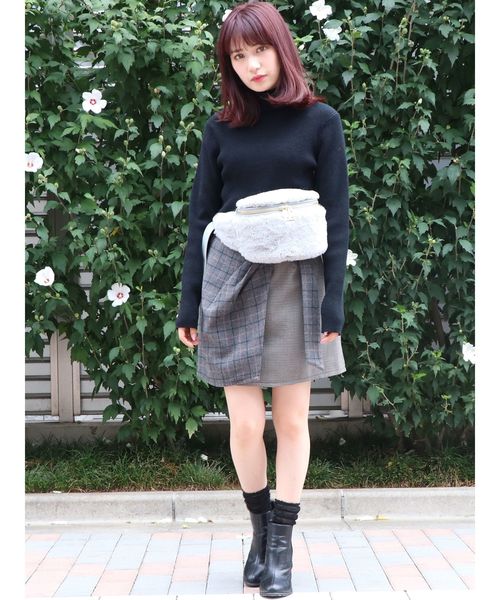 dazzlin(ダズリン)の「チェックラップミニスカート(スカート・レディース・ブラウン/グレー/マスタード・SMALL/MEDIUM)」の8枚目の写真