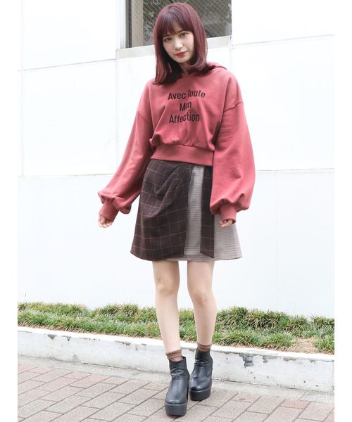 dazzlin(ダズリン)の「チェックラップミニスカート(スカート・レディース・ブラウン/グレー/マスタード・SMALL/MEDIUM)」の11枚目の写真