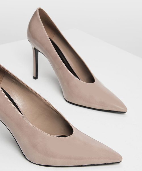 CHARLES & KEITH(チャールズ & キース)の「エンベリッシュポインテッドパンプス / Embellished Pointed Pumps(パンプス・レディース・ブラック/オレンジ/ライトベージュ・22.5cm/23cm/23.5cm/24.5cm/25cm)」の13枚目の写真