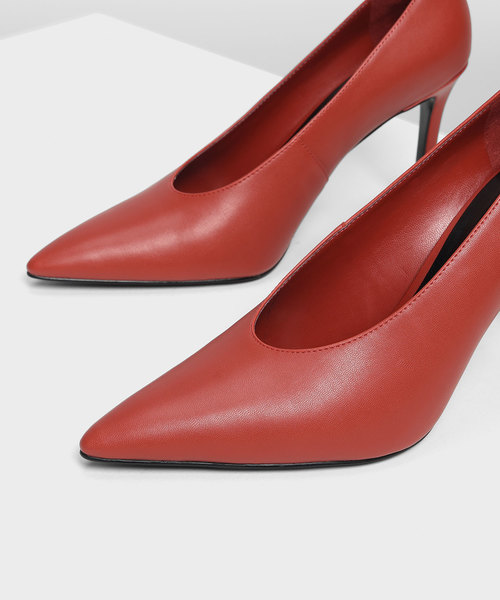 CHARLES & KEITH(チャールズ & キース)の「エンベリッシュポインテッドパンプス / Embellished Pointed Pumps(パンプス・レディース・ブラック/オレンジ/ライトベージュ・22.5cm/23cm/23.5cm/24.5cm/25cm)」の19枚目の写真
