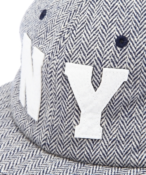 green label relaxing（グリーンレーベルリラクシング）の「NY H/BONE ベースボールキャップ（キャップ・メンズ・グレー/ネイビー・フリー）」の5枚目の写真