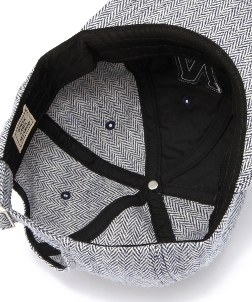 green label relaxing（グリーンレーベルリラクシング）の「NY H/BONE ベースボールキャップ（キャップ・メンズ・グレー/ネイビー・フリー）」の7枚目の写真