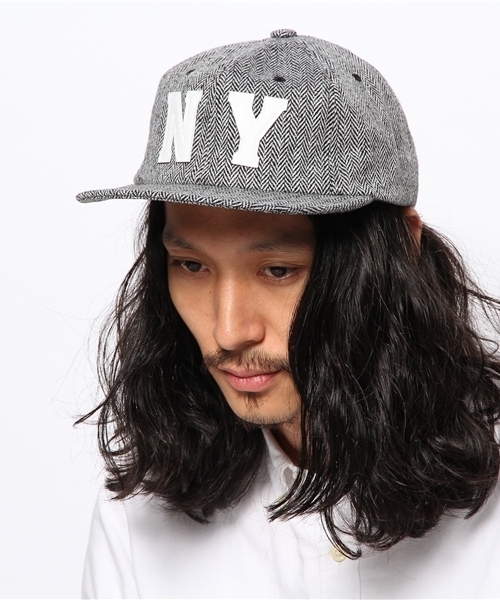 green label relaxing（グリーンレーベルリラクシング）の「NY H/BONE ベースボールキャップ（キャップ・メンズ・グレー/ネイビー・フリー）」の9枚目の写真