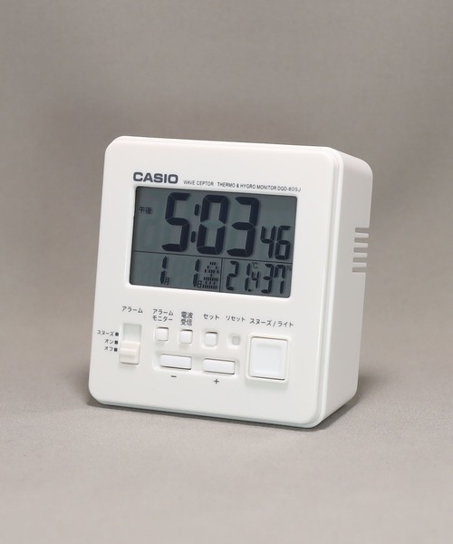 CASIO（カシオ）の「電波時計 置時計 / DQD-805J-7JF（置時計・メンズ・ホワイト・FREE）」の2枚目の写真