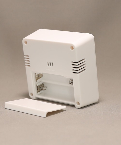 CASIO（カシオ）の「電波時計 置時計 / DQD-805J-7JF（置時計・メンズ・ホワイト・FREE）」の5枚目の写真