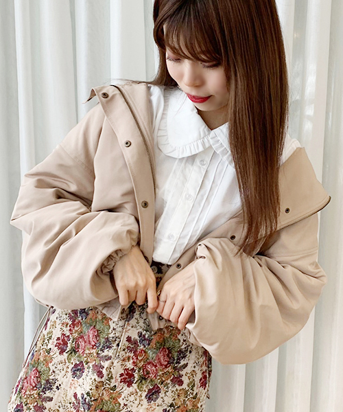 apres jour（アプレジュール）の「ボアライナー付き袖ボリューム2WAYマウンテンパーカー【ZOZOTOWN限定アイテム】19AW★（マウンテンパーカー・レディース・ブラック/ベージュ/アイボリー/モカ・フリー）」の20枚目の写真