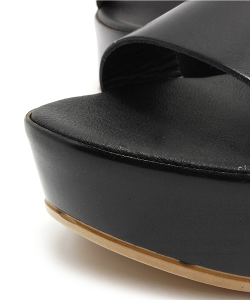 Chico（チコ）の「【Victor】ストラップサンダル（サンダル・レディース・シルバー/ターコイズブルー/ブラック・36/37/38）」の8枚目の写真