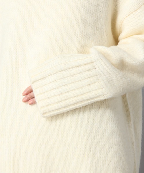 LOWRYS FARM(ローリーズファーム)の「カサネスリットプルオーバー 863205(ニット/セーター・レディース・アイボリー/グレー/ブラウン/ブルー・FREE)」の11枚目の写真