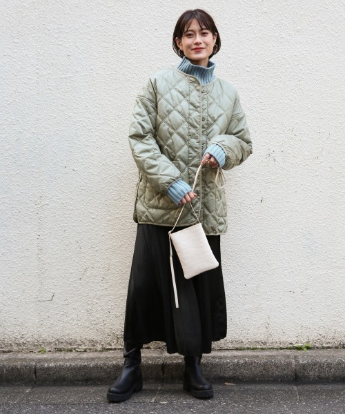 LOWRYS FARM(ローリーズファーム)の「カサネスリットプルオーバー 863205(ニット/セーター・レディース・アイボリー/グレー/ブラウン/ブルー・FREE)」の18枚目の写真