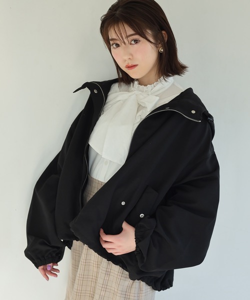 one after another NICE CLAUP（ワンアフターアナザーナイスクラップ）の「袖ボリュームマウンテンパーカー（マウンテンパーカー・レディース・アイボリー/ブラック/カーキ/ミント・FREE）」の7枚目の写真