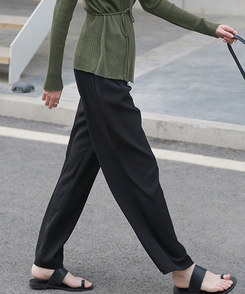 chuclla（チュクラ）の「【chuclla】【2020/SS】ソリッドカラー 2タック ワイドスラックス chw1042（スラックス・レディース・ブラック/ベビーピンク/アイボリー/ダークネイビー・S/M/L）」の4枚目の写真