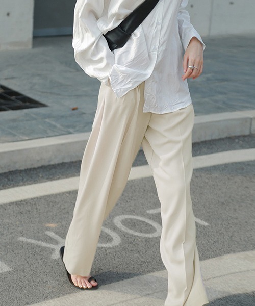 chuclla（チュクラ）の「【chuclla】【2020/SS】ソリッドカラー 2タック ワイドスラックス chw1042（スラックス・レディース・ブラック/ベビーピンク/アイボリー/ダークネイビー・S/M/L）」の2枚目の写真