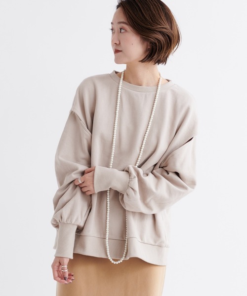 DouDou（ドゥドゥ）の「【WEB限定】デザインスリーブスウェット（Tシャツ/カットソー・レディース・ブラック/オフホワイト/グレイッシュベージュ・FREE）」の11枚目の写真