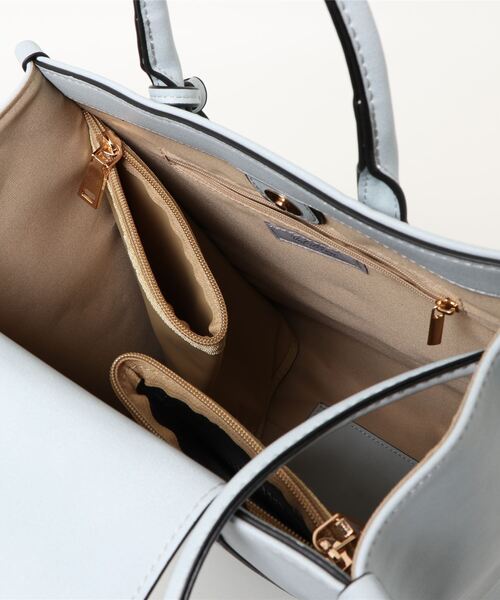 cache cache(カシュ カシュ)の「カシュカシュ cachecache / 縦型スマートトートバッグ(トートバッグ・レディース・パイソン/ブラウン系その他/パープル/ブラック/ライトグレー/ベージュ系その他/サックスブルー/ホワイト系その他・FREE)」の10枚目の写真