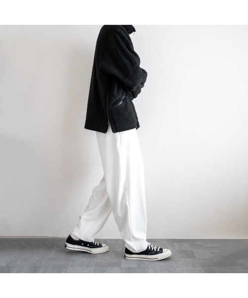 MinoriTY（マイノリティ）の「【MinoriTY×ファッションインフルエンサー ゆーきコラボ】コクーンシルエットワイドパンツ（スラックス・メンズ・ブラウン/オフホワイト・M/L）」の5枚目の写真