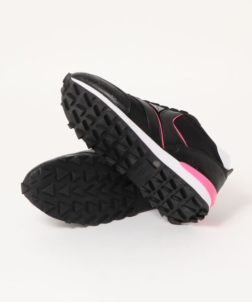 Guess（ゲス）の「【GUESS】ゲスヨーロッパモデル gwSAMSIN-B スニーカー/靴（スニーカー・レディース・ブラック/ピンク・US6/US7/US8/US5）」の3枚目の写真