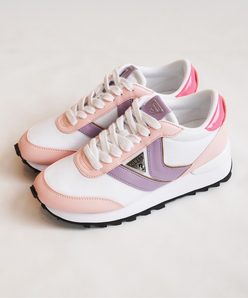 Guess（ゲス）の「【GUESS】ゲスヨーロッパモデル gwSAMSIN-B スニーカー/靴（スニーカー・レディース・ブラック/ピンク・US6/US7/US8/US5）」の5枚目の写真