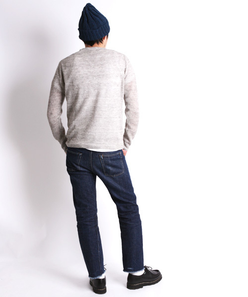 Denime（ドゥニーム）の「リネンリブステッチクルーネックニット（ニット/セーター・メンズ・ブルー/イエロー/ピンク/グリーン/グレー・LARGE/MEDIUM）」の16枚目の写真
