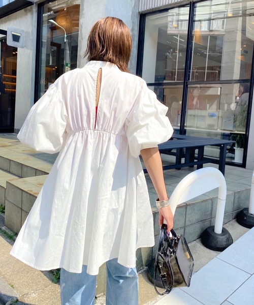 WHO'S WHO gallery（フーズフーギャラリー）の「ボリュームミニワンピ（シャツワンピース・レディース・ブラック/オフホワイト・FREE）」の22枚目の写真