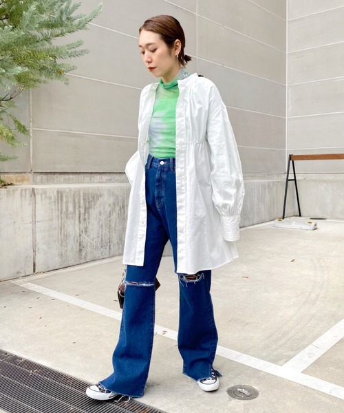 WHO'S WHO gallery（フーズフーギャラリー）の「ボリュームミニワンピ（シャツワンピース・レディース・ブラック/オフホワイト・FREE）」の13枚目の写真