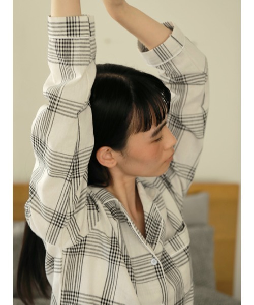 AMAIL(アマイル)の「HOPPY late pajamas ladys(ルームウェア/パジャマ・レディース・ホワイト・FREE)」の3枚目の写真