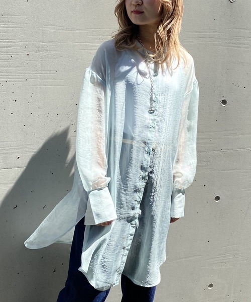 AS KNOW AS PINKY（アズノゥアズピンキー）の「お空広がるオーロラロングシャツ（シャツ/ブラウス・レディース・ホワイト/ブラック/サックスブルー/ピンク・FREE）」の3枚目の写真